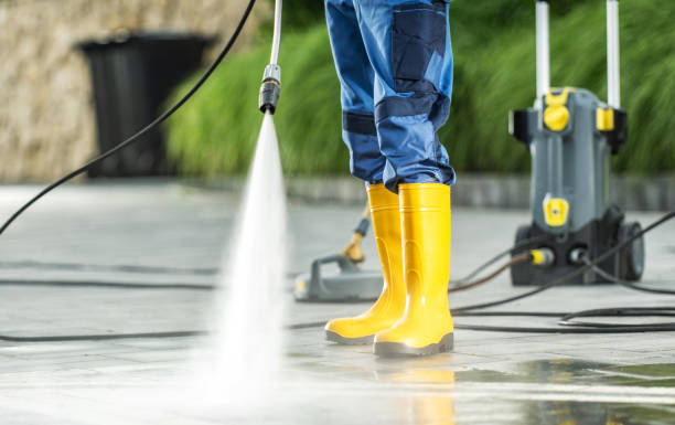 Why Choose Our Certified Pressure Washing Experts for Your Project Needs in Lake Hamilton, FL?